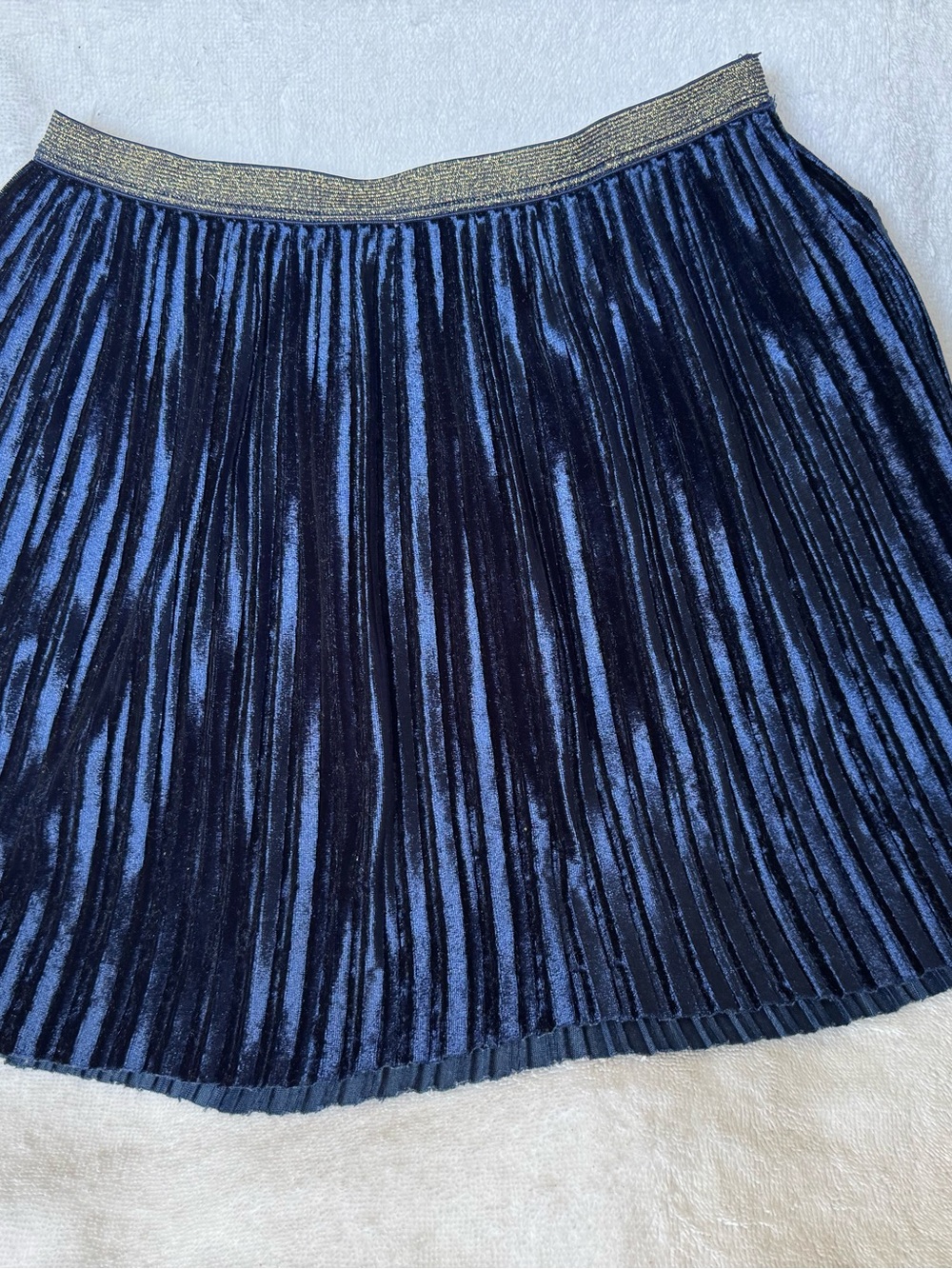Old Navy Navy Blue Pleated Velvet Skirt with Gold Elastic Waistband